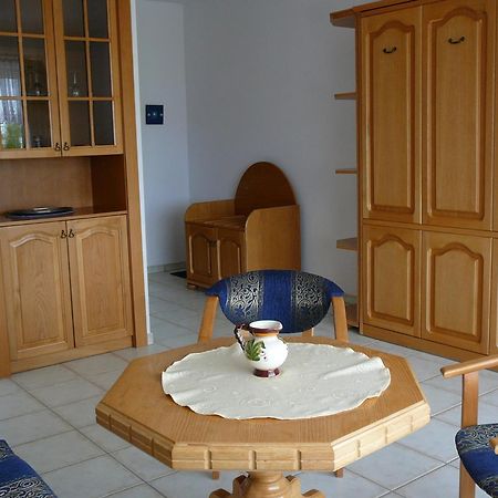Rezydencja Nad Jeziorem Lebsko Łeba Kamer foto